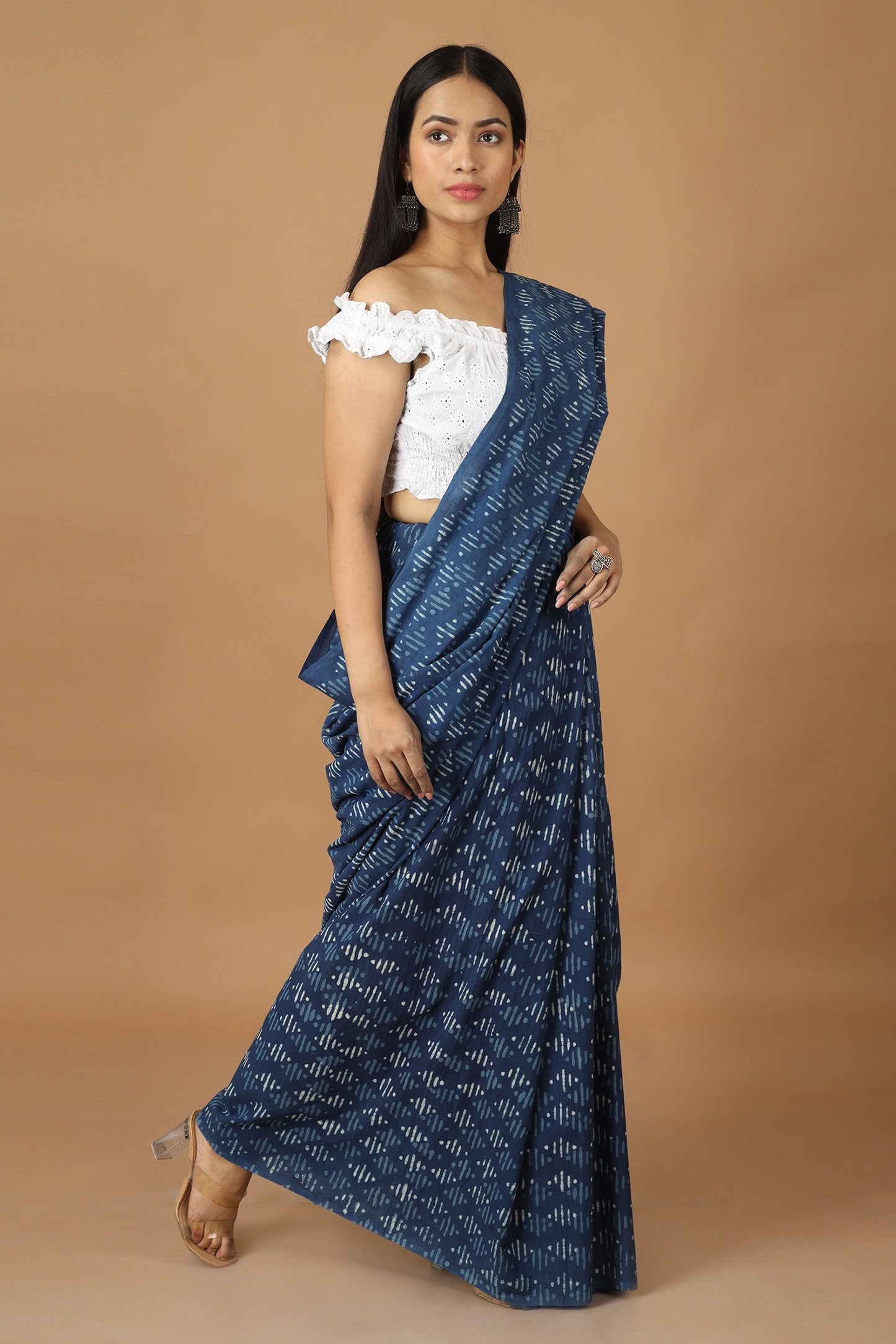 Tryasra Dabu Indigo Saree
